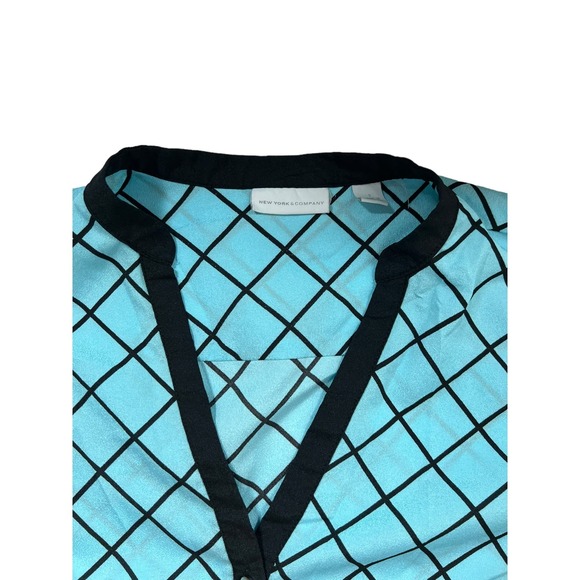 New York & Co Sky Blue w/Black Lines Geometric Pattern Small - Picture 5 of 5